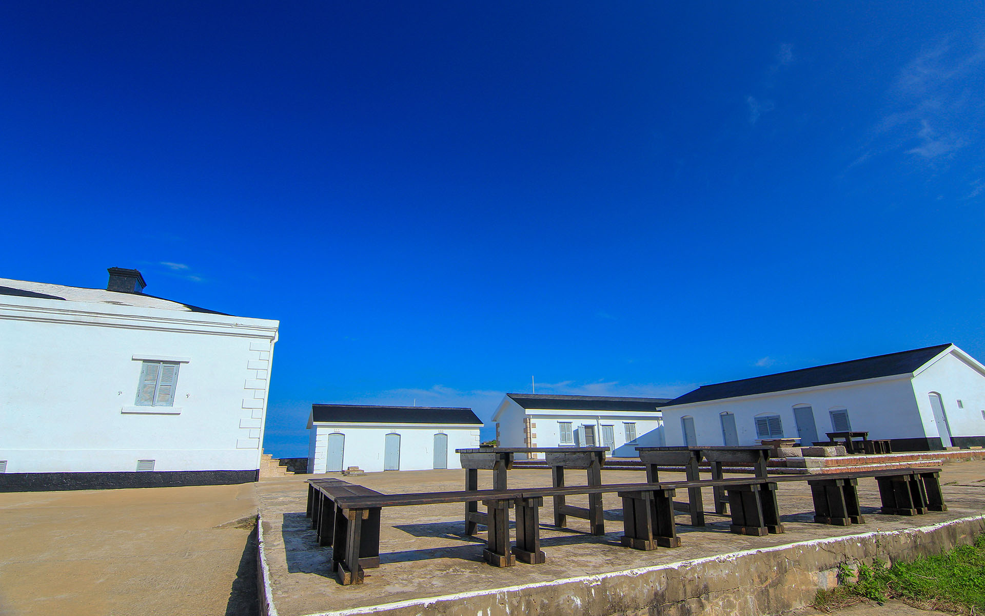 東莒島燈塔（東犬燈塔） thumbnail 4